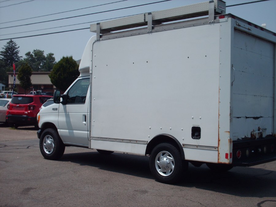 2004 Ford Box truck E-350 Super Duty 138" WB SRW, available for sale in Warwick, Rhode Island | Premier Automotive Sales. Warwick, Rhode Island 2004 Ford Box truck E-350 Super Duty 138" WB SRW, available for sale in Warwick, Rhode Island | Premier Automotive Sales. Warwick, Rhode Island