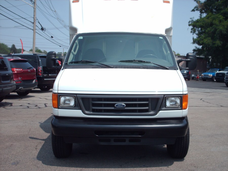 2004 Ford Box truck E-350 Super Duty 138" WB SRW, available for sale in Warwick, Rhode Island | Premier Automotive Sales. Warwick, Rhode Island 2004 Ford Box truck E-350 Super Duty 138" WB SRW, available for sale in Warwick, Rhode Island | Premier Automotive Sales. Warwick, Rhode Island