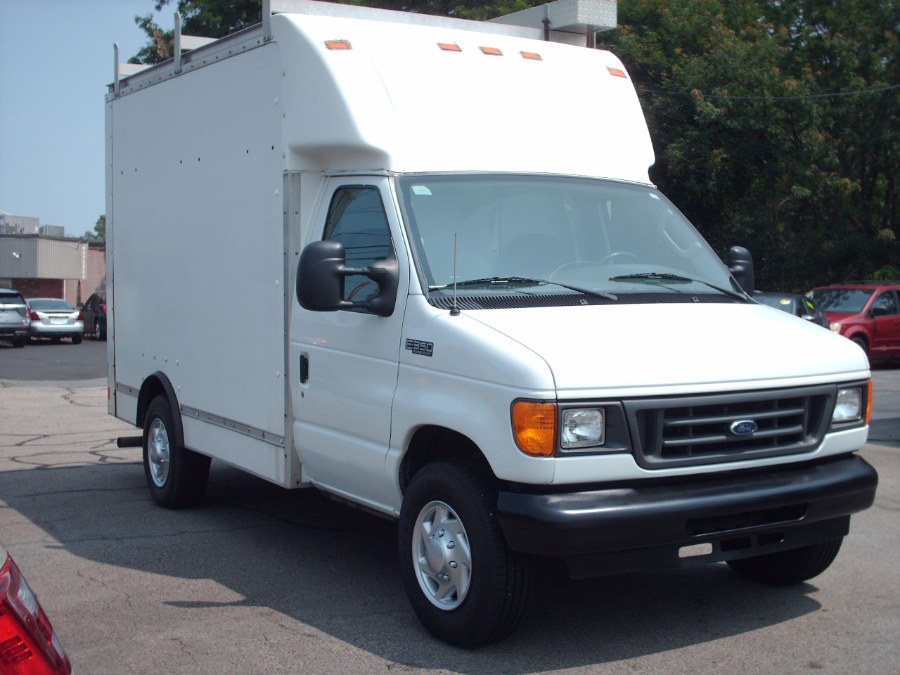 2004 Ford Box truck E-350 Super Duty 138" WB SRW, available for sale in Warwick, Rhode Island | Premier Automotive Sales. Warwick, Rhode Island 2004 Ford Box truck E-350 Super Duty 138" WB SRW, available for sale in Warwick, Rhode Island | Premier Automotive Sales. Warwick, Rhode Island