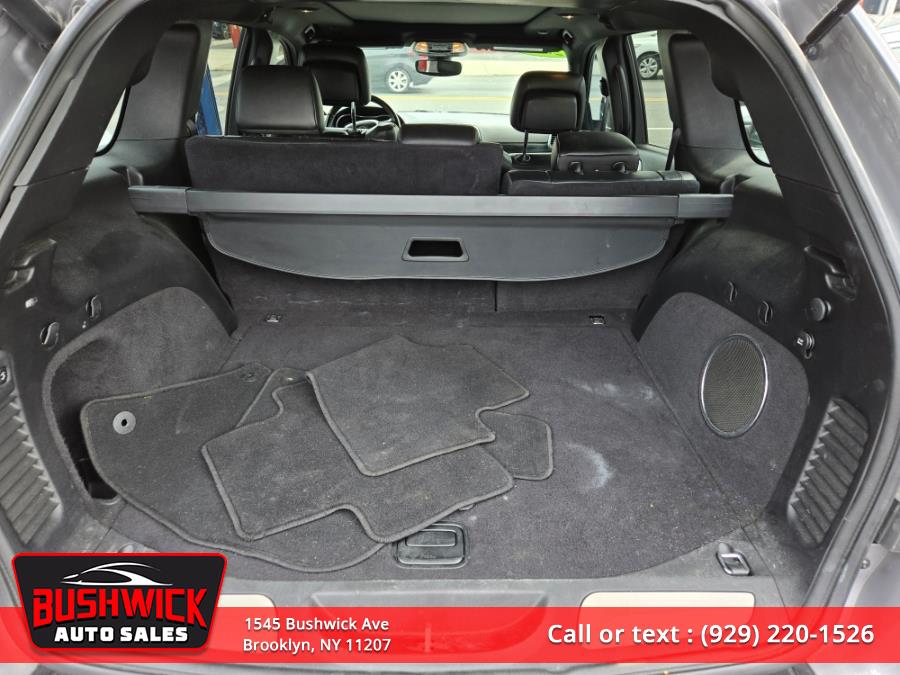 2019 Jeep Grand Cherokee Limited 4x4, available for sale in Brooklyn, New York | Bushwick Auto Sales LLC. Brooklyn, New York 2019 Jeep Grand Cherokee Limited 4x4, available for sale in Brooklyn, New York | Bushwick Auto Sales LLC. Brooklyn, New York