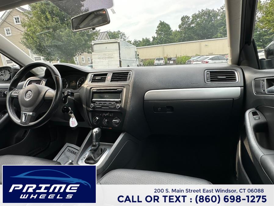 2014 Volkswagen Jetta Sedan 4dr Auto SE PZEV, available for sale in East Windsor, Connecticut | Prime Wheels. East Windsor, Connecticut 2014 Volkswagen Jetta Sedan 4dr Auto SE PZEV, available for sale in East Windsor, Connecticut | Prime Wheels. East Windsor, Connecticut