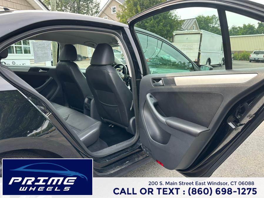 2014 Volkswagen Jetta Sedan 4dr Auto SE PZEV, available for sale in East Windsor, Connecticut | Prime Wheels. East Windsor, Connecticut 2014 Volkswagen Jetta Sedan 4dr Auto SE PZEV, available for sale in East Windsor, Connecticut | Prime Wheels. East Windsor, Connecticut
