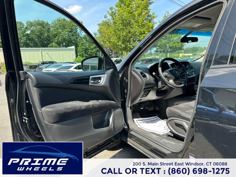 2016 Nissan Pathfinder 4WD 4dr S, available for sale in East Windsor, Connecticut | Prime Wheels. East Windsor, Connecticut 2016 Nissan Pathfinder 4WD 4dr S, available for sale in East Windsor, Connecticut | Prime Wheels. East Windsor, Connecticut
