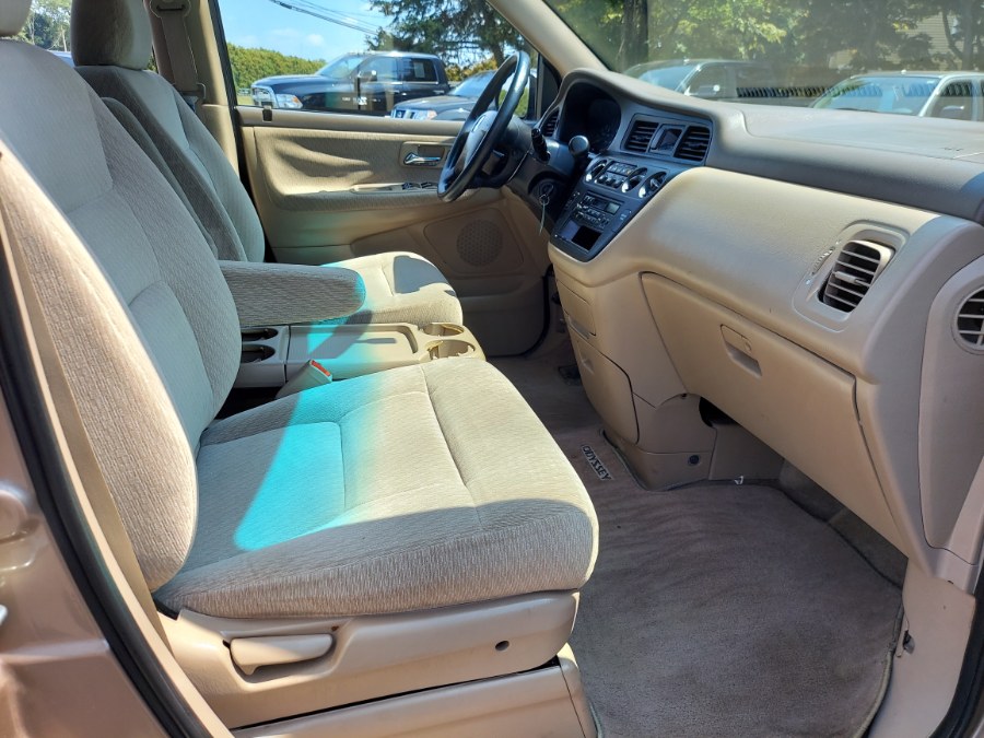 2004 Honda Odyssey 5dr LX, available for sale in East Windsor, Connecticut | United Auto Sales of E Windsor, Inc. East Windsor, Connecticut 2004 Honda Odyssey 5dr LX, available for sale in East Windsor, Connecticut | United Auto Sales of E Windsor, Inc. East Windsor, Connecticut