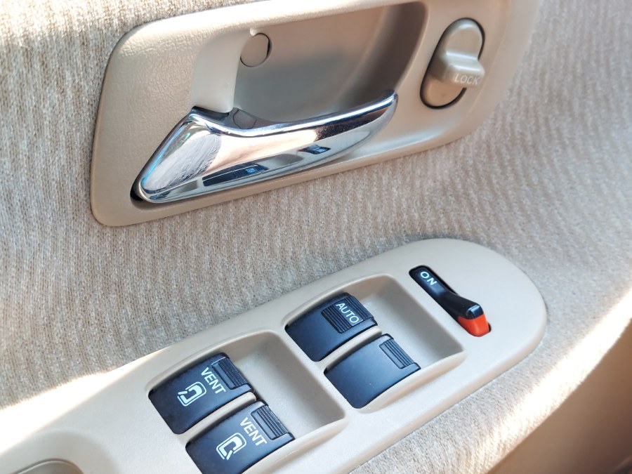2004 Honda Odyssey 5dr LX, available for sale in East Windsor, Connecticut | United Auto Sales of E Windsor, Inc. East Windsor, Connecticut 2004 Honda Odyssey 5dr LX, available for sale in East Windsor, Connecticut | United Auto Sales of E Windsor, Inc. East Windsor, Connecticut