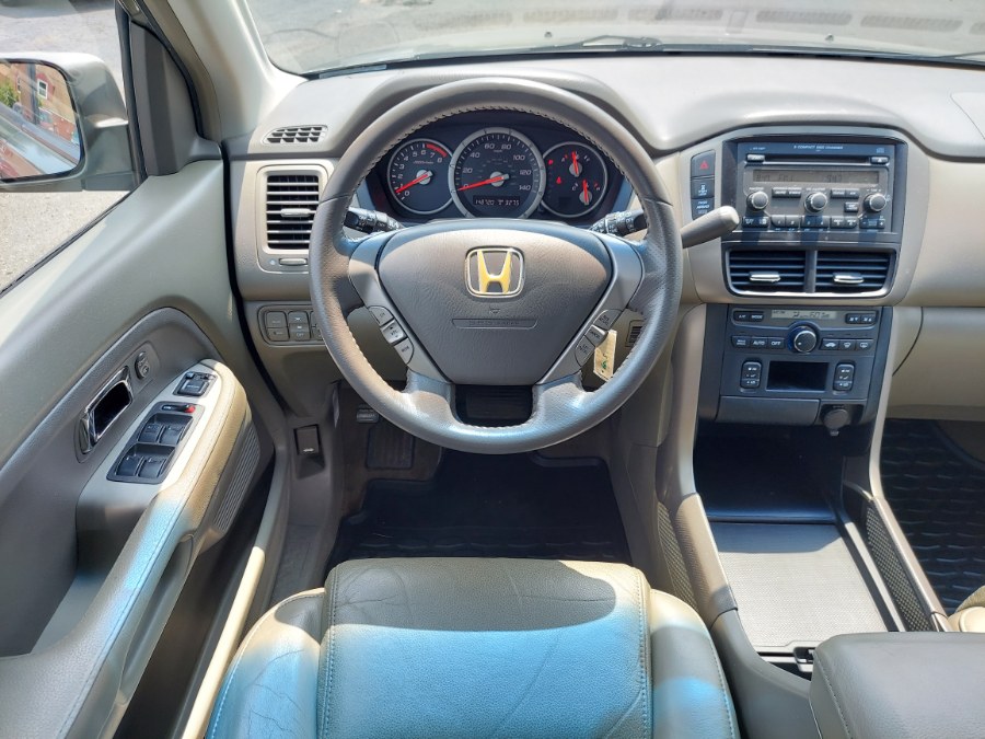 2008 Honda Pilot 4WD 4dr EX-L, available for sale in East Windsor, Connecticut | United Auto Sales of E Windsor, Inc. East Windsor, Connecticut 2008 Honda Pilot 4WD 4dr EX-L, available for sale in East Windsor, Connecticut | United Auto Sales of E Windsor, Inc. East Windsor, Connecticut