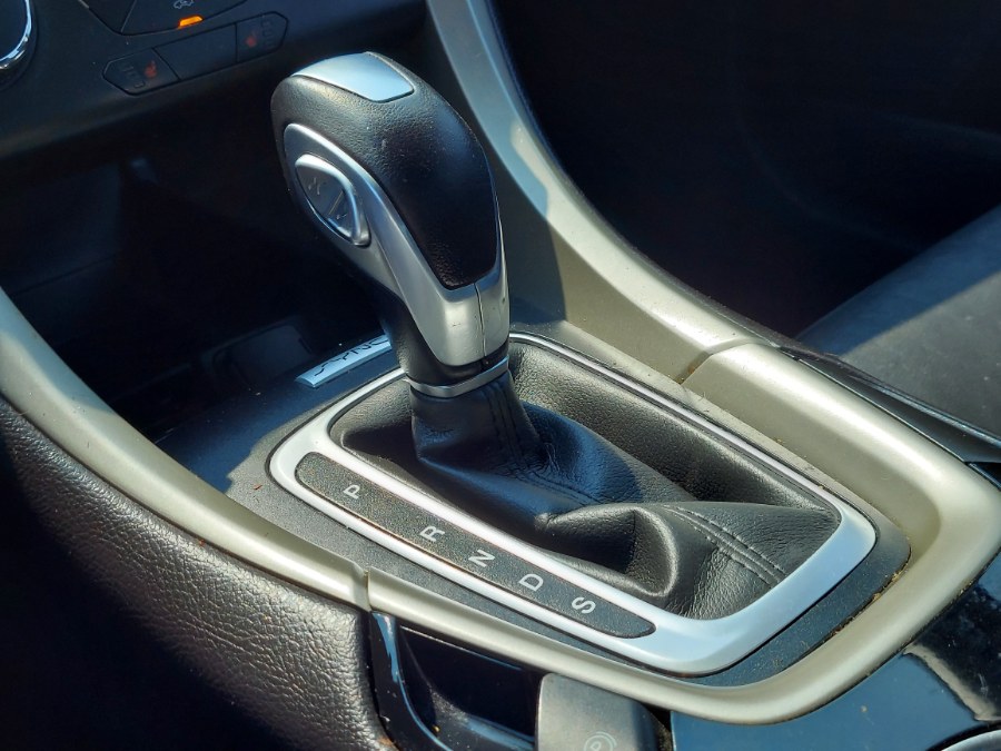 2016 Ford Fusion 4dr Sdn SE FWD, available for sale in East Windsor, Connecticut | United Auto Sales of E Windsor, Inc. East Windsor, Connecticut 2016 Ford Fusion 4dr Sdn SE FWD, available for sale in East Windsor, Connecticut | United Auto Sales of E Windsor, Inc. East Windsor, Connecticut