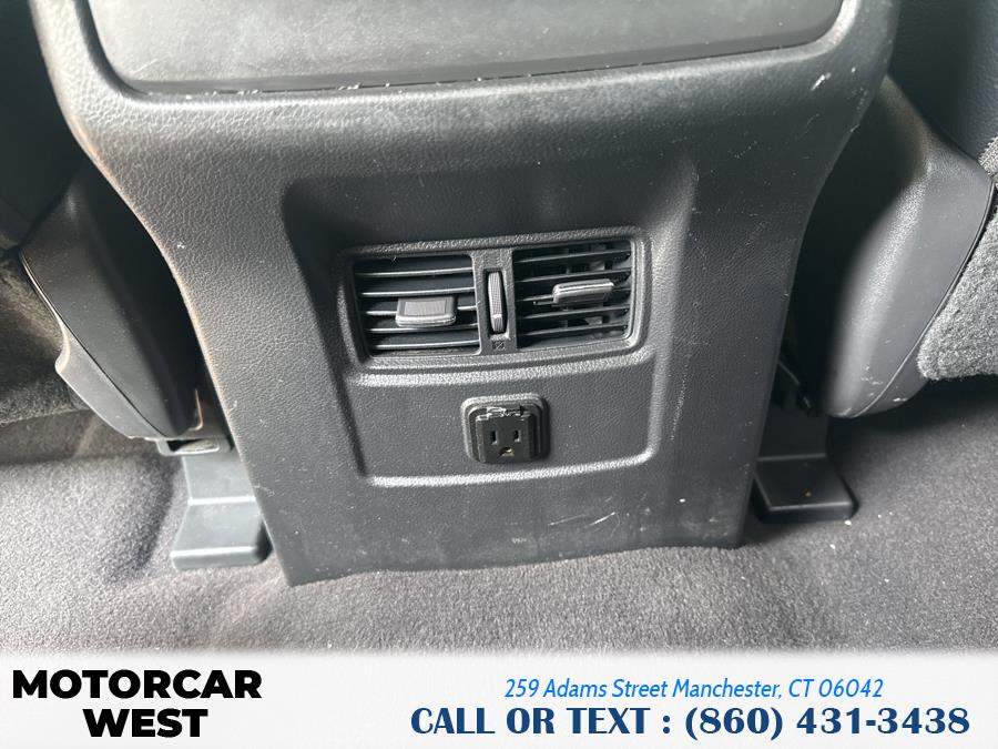 2017 Nissan Titan 4x4 Crew Cab SV, available for sale in Manchester, Connecticut | Motorcar West. Manchester, Connecticut 2017 Nissan Titan 4x4 Crew Cab SV, available for sale in Manchester, Connecticut | Motorcar West. Manchester, Connecticut