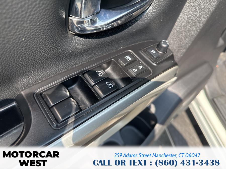 2017 Nissan Titan 4x4 Crew Cab SV, available for sale in Manchester, Connecticut | Motorcar West. Manchester, Connecticut 2017 Nissan Titan 4x4 Crew Cab SV, available for sale in Manchester, Connecticut | Motorcar West. Manchester, Connecticut