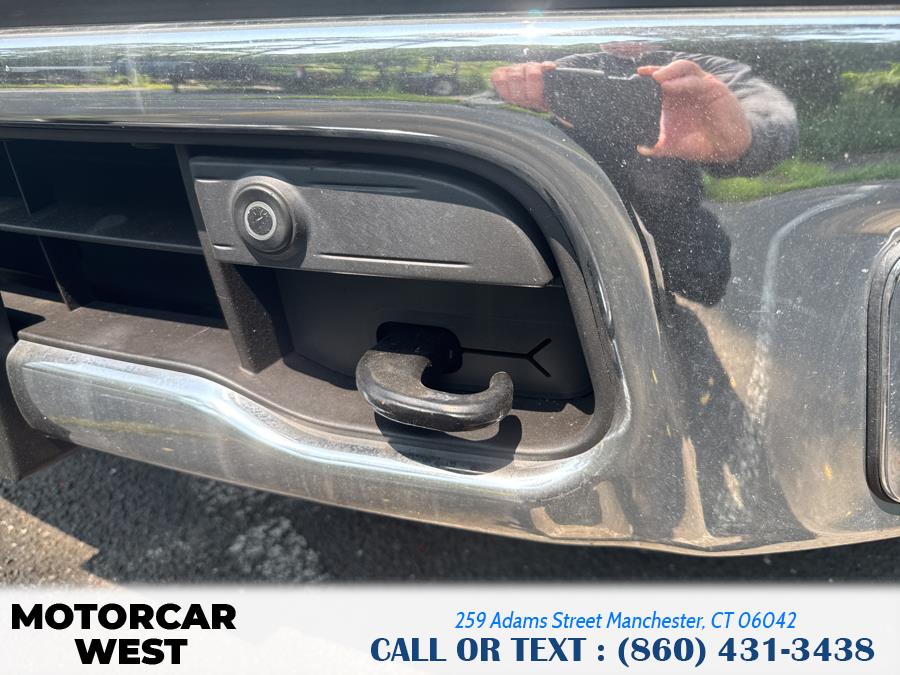 2017 Nissan Titan 4x4 Crew Cab SV, available for sale in Manchester, Connecticut | Motorcar West. Manchester, Connecticut 2017 Nissan Titan 4x4 Crew Cab SV, available for sale in Manchester, Connecticut | Motorcar West. Manchester, Connecticut