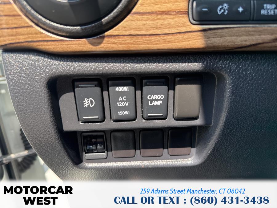 2017 Nissan Titan 4x4 Crew Cab SV, available for sale in Manchester, Connecticut | Motorcar West. Manchester, Connecticut 2017 Nissan Titan 4x4 Crew Cab SV, available for sale in Manchester, Connecticut | Motorcar West. Manchester, Connecticut