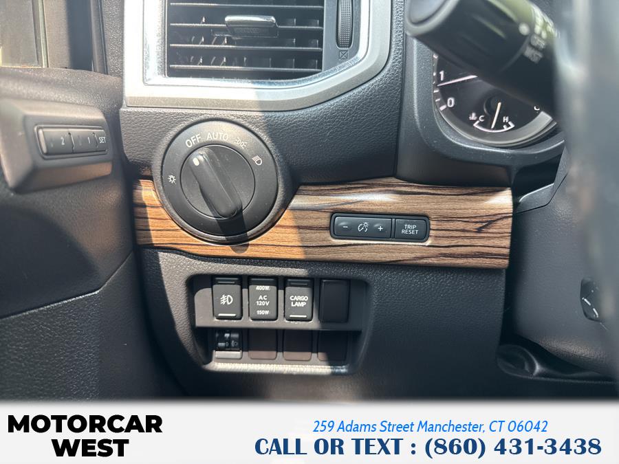 2017 Nissan Titan 4x4 Crew Cab SV, available for sale in Manchester, Connecticut | Motorcar West. Manchester, Connecticut 2017 Nissan Titan 4x4 Crew Cab SV, available for sale in Manchester, Connecticut | Motorcar West. Manchester, Connecticut