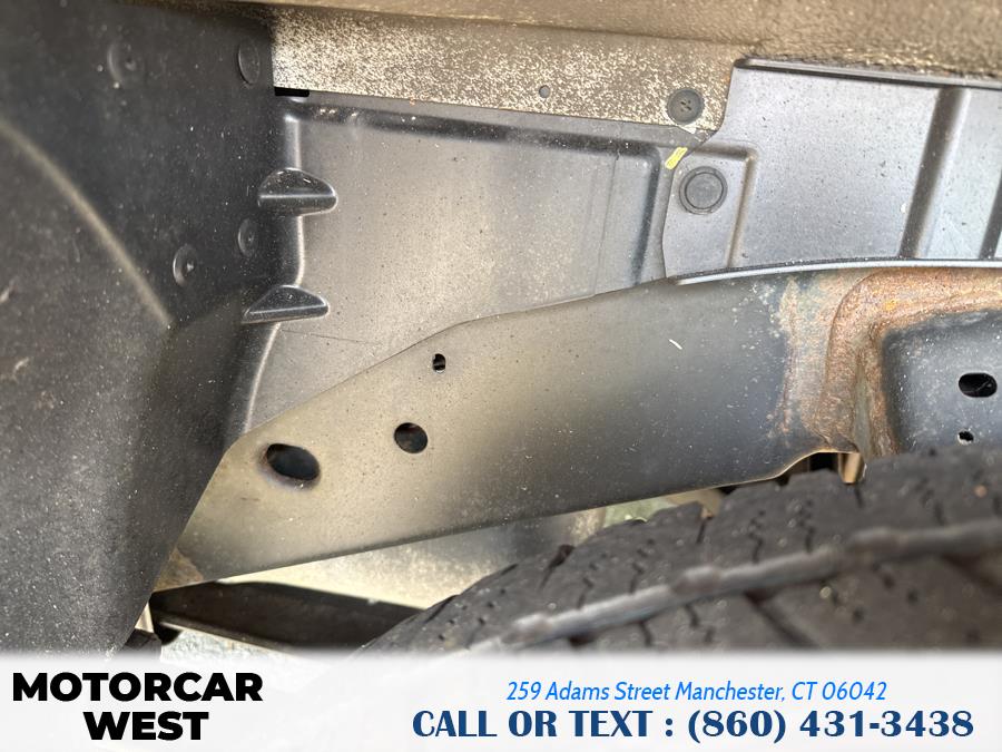 2017 Nissan Titan 4x4 Crew Cab SV, available for sale in Manchester, Connecticut | Motorcar West. Manchester, Connecticut 2017 Nissan Titan 4x4 Crew Cab SV, available for sale in Manchester, Connecticut | Motorcar West. Manchester, Connecticut