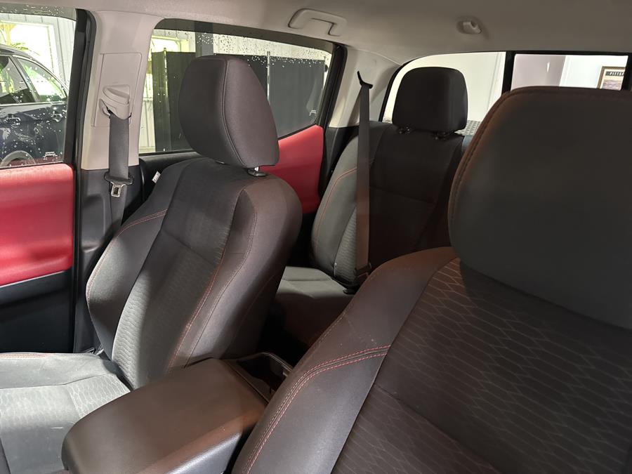 2016 Toyota Tacoma 4WD Double Cab V6 AT SR5 (Natl), available for sale in Pittsfield, Maine | Maine Central Motors. Pittsfield, Maine 2016 Toyota Tacoma 4WD Double Cab V6 AT SR5 (Natl), available for sale in Pittsfield, Maine | Maine Central Motors. Pittsfield, Maine