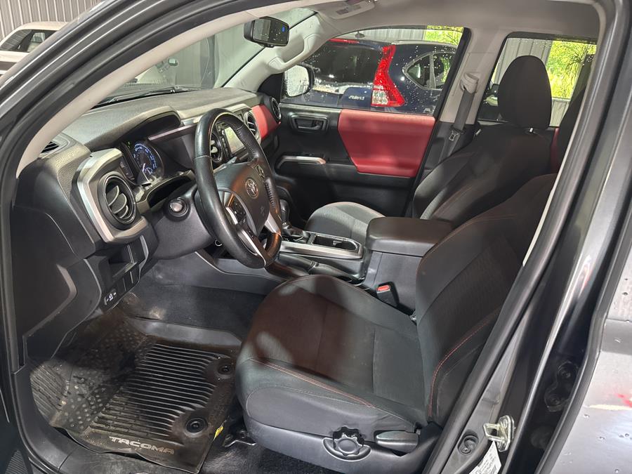 2016 Toyota Tacoma 4WD Double Cab V6 AT SR5 (Natl), available for sale in Pittsfield, Maine | Maine Central Motors. Pittsfield, Maine 2016 Toyota Tacoma 4WD Double Cab V6 AT SR5 (Natl), available for sale in Pittsfield, Maine | Maine Central Motors. Pittsfield, Maine
