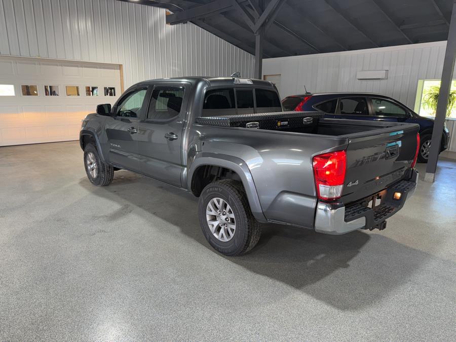2016 Toyota Tacoma 4WD Double Cab V6 AT SR5 (Natl), available for sale in Pittsfield, Maine | Maine Central Motors. Pittsfield, Maine 2016 Toyota Tacoma 4WD Double Cab V6 AT SR5 (Natl), available for sale in Pittsfield, Maine | Maine Central Motors. Pittsfield, Maine