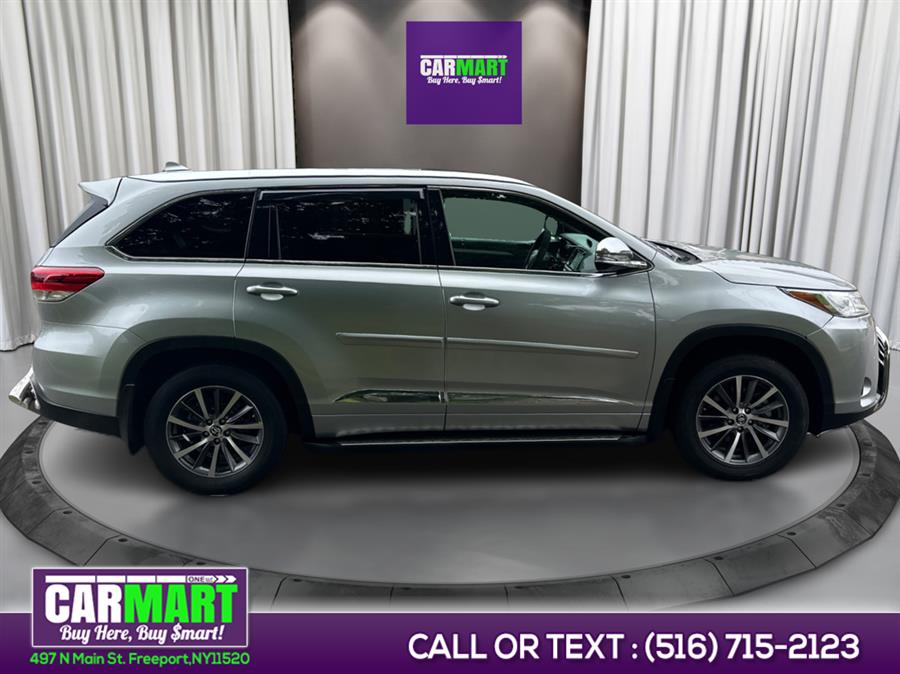 2017 Toyota Highlander XLE V6 AWD (Natl), available for sale in Freeport, New York | Carmart One LLC. Freeport, New York 2017 Toyota Highlander XLE V6 AWD (Natl), available for sale in Freeport, New York | Carmart One LLC. Freeport, New York