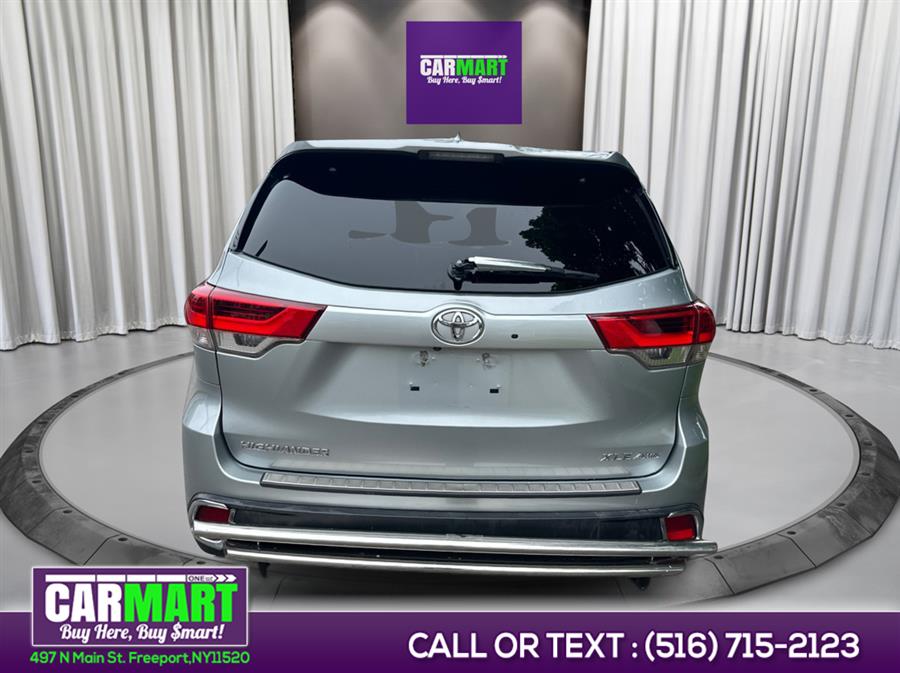 2017 Toyota Highlander XLE V6 AWD (Natl), available for sale in Freeport, New York | Carmart One LLC. Freeport, New York 2017 Toyota Highlander XLE V6 AWD (Natl), available for sale in Freeport, New York | Carmart One LLC. Freeport, New York