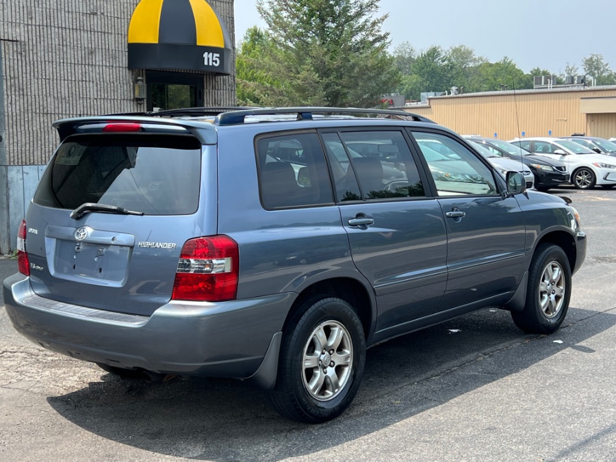 2007 Toyota Highlander 4WD 4dr V6 (Natl), available for sale in Westfield, Massachusetts | Auto Wings Cop. Westfield, Massachusetts 2007 Toyota Highlander 4WD 4dr V6 (Natl), available for sale in Westfield, Massachusetts | Auto Wings Cop. Westfield, Massachusetts