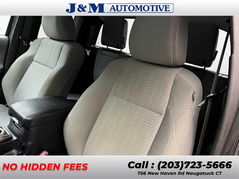 2018 Toyota Tacoma SR5, available for sale in Naugatuck, Connecticut | J&M Automotive Sls&Svc LLC. Naugatuck, Connecticut 2018 Toyota Tacoma SR5, available for sale in Naugatuck, Connecticut | J&M Automotive Sls&Svc LLC. Naugatuck, Connecticut