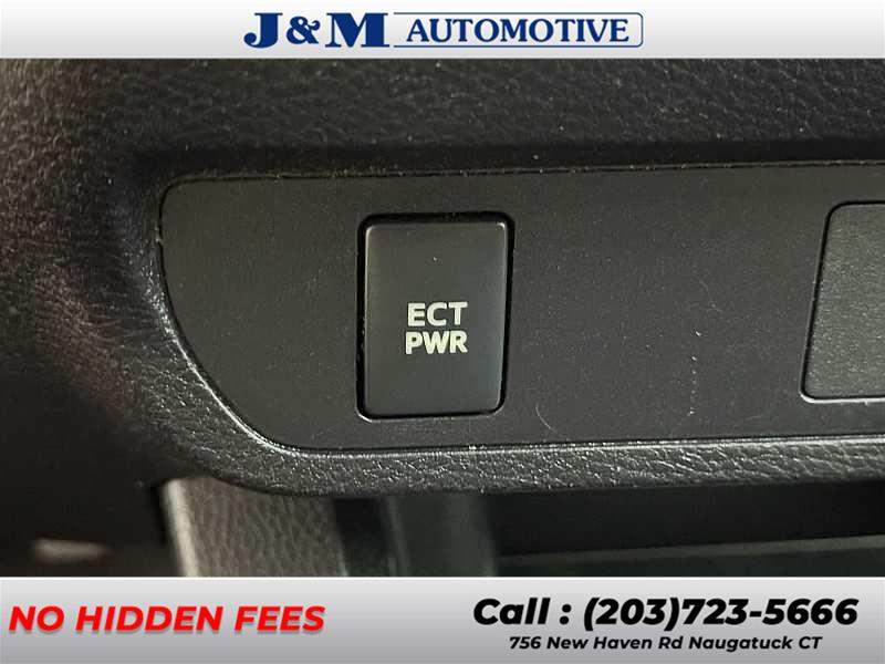 2018 Toyota Tacoma SR5, available for sale in Naugatuck, Connecticut | J&M Automotive Sls&Svc LLC. Naugatuck, Connecticut 2018 Toyota Tacoma SR5, available for sale in Naugatuck, Connecticut | J&M Automotive Sls&Svc LLC. Naugatuck, Connecticut