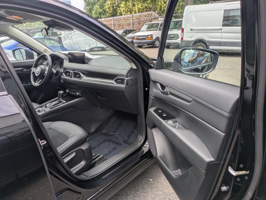 2023 Mazda CX-5 2.5 S Select Package AWD, available for sale in Long Island City, New York | Luxury Of Queens. Long Island City, New York 2023 Mazda CX-5 2.5 S Select Package AWD, available for sale in Long Island City, New York | Luxury Of Queens. Long Island City, New York
