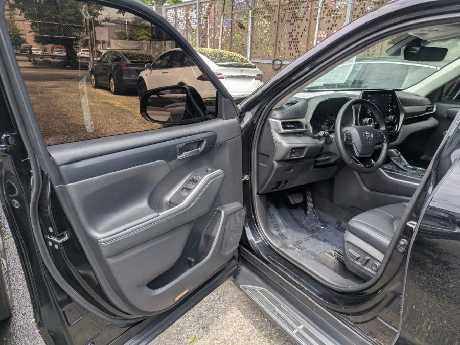 2023 Mazda CX-5 2.5 S Select Package AWD, available for sale in Long Island City, New York | Luxury Of Queens. Long Island City, New York 2023 Mazda CX-5 2.5 S Select Package AWD, available for sale in Long Island City, New York | Luxury Of Queens. Long Island City, New York