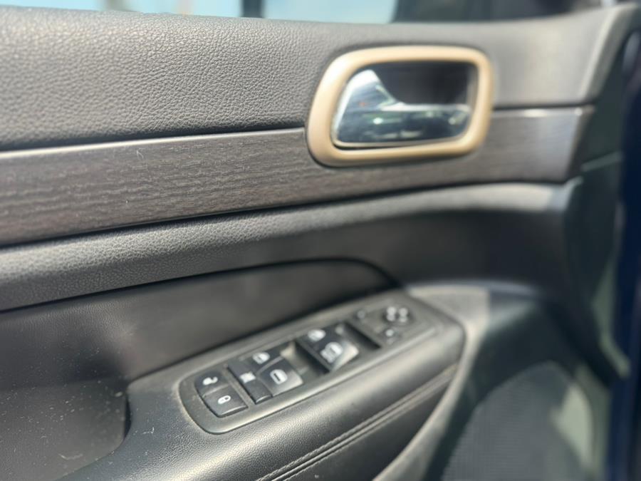 2014 Jeep Grand Cherokee 4WD 4dr Laredo, available for sale in BURLINGTON, New Jersey | Tri States Auto Group. BURLINGTON, New Jersey 2014 Jeep Grand Cherokee 4WD 4dr Laredo, available for sale in BURLINGTON, New Jersey | Tri States Auto Group. BURLINGTON, New Jersey