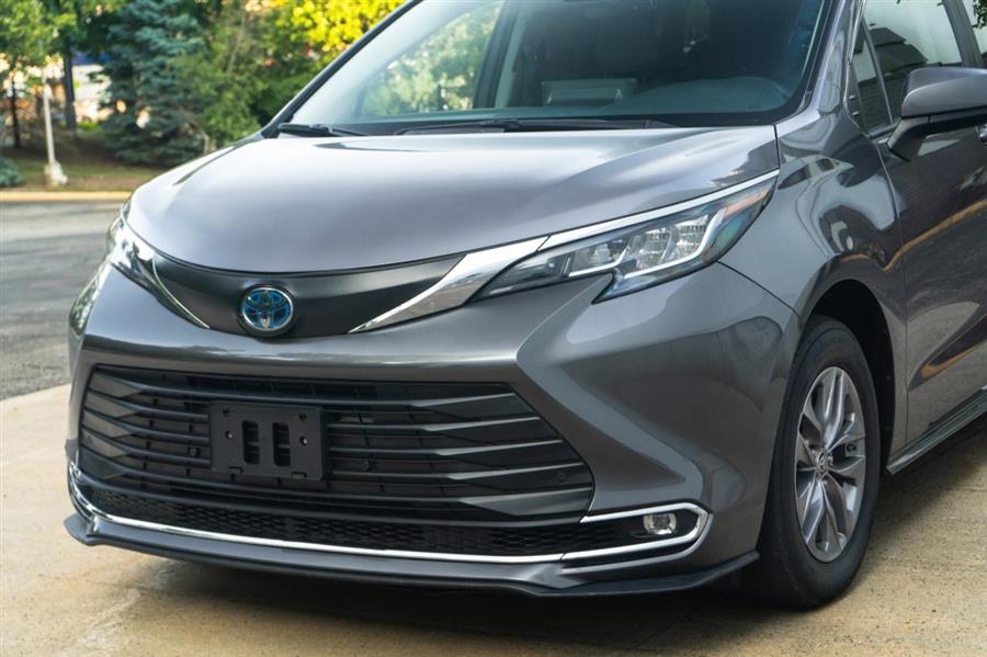 2022 Toyota Sienna XLE, available for sale in Woodside, New York | Drive Central. Woodside, New York 2022 Toyota Sienna XLE, available for sale in Woodside, New York | Drive Central. Woodside, New York