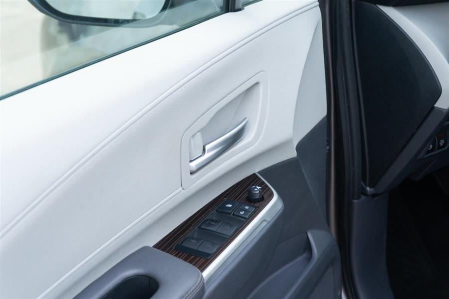 2022 Toyota Sienna XLE, available for sale in Woodside, New York | Drive Central. Woodside, New York 2022 Toyota Sienna XLE, available for sale in Woodside, New York | Drive Central. Woodside, New York