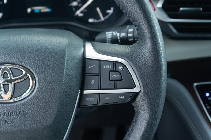 2022 Toyota Sienna XLE, available for sale in Woodside, New York | Drive Central. Woodside, New York 2022 Toyota Sienna XLE, available for sale in Woodside, New York | Drive Central. Woodside, New York