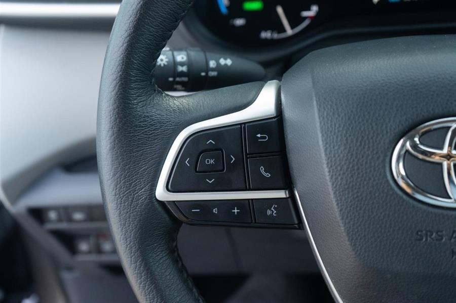 2022 Toyota Sienna XLE, available for sale in Woodside, New York | Drive Central. Woodside, New York 2022 Toyota Sienna XLE, available for sale in Woodside, New York | Drive Central. Woodside, New York