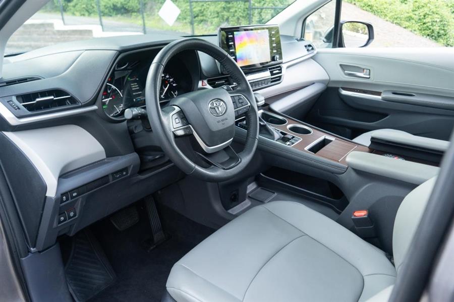 2022 Toyota Sienna XLE, available for sale in Woodside, New York | Drive Central. Woodside, New York 2022 Toyota Sienna XLE, available for sale in Woodside, New York | Drive Central. Woodside, New York
