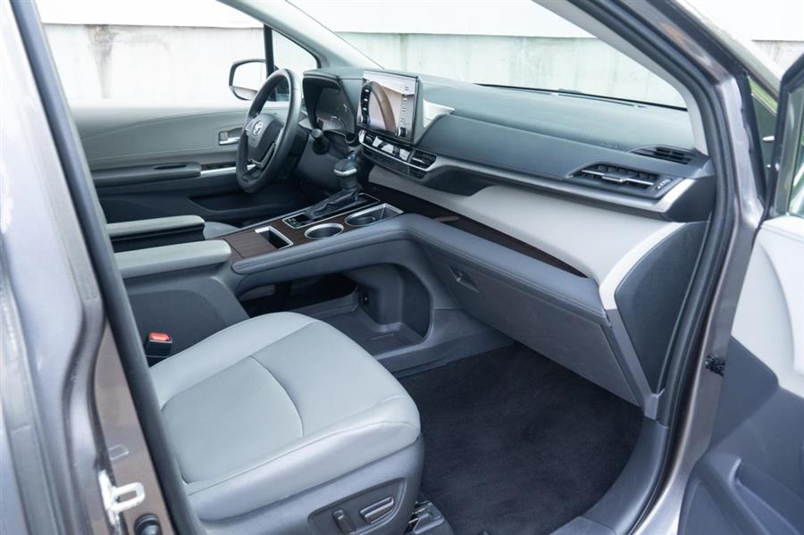 2022 Toyota Sienna XLE, available for sale in Woodside, New York | Drive Central. Woodside, New York 2022 Toyota Sienna XLE, available for sale in Woodside, New York | Drive Central. Woodside, New York