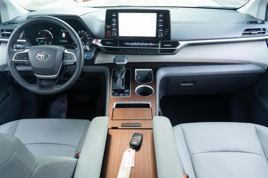 2022 Toyota Sienna XLE, available for sale in Woodside, New York | Drive Central. Woodside, New York 2022 Toyota Sienna XLE, available for sale in Woodside, New York | Drive Central. Woodside, New York
