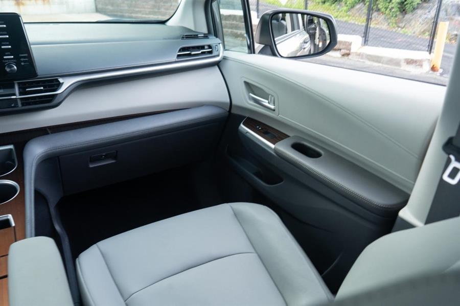 2022 Toyota Sienna XLE, available for sale in Woodside, New York | Drive Central. Woodside, New York 2022 Toyota Sienna XLE, available for sale in Woodside, New York | Drive Central. Woodside, New York