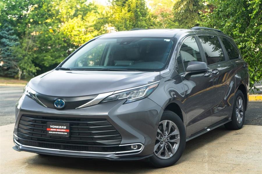 2022 Toyota Sienna XLE, available for sale in Woodside, New York | Drive Central. Woodside, New York 2022 Toyota Sienna XLE, available for sale in Woodside, New York | Drive Central. Woodside, New York
