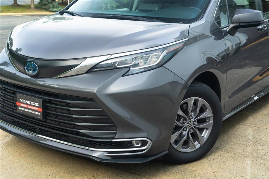 2022 Toyota Sienna XLE, available for sale in Woodside, New York | Drive Central. Woodside, New York 2022 Toyota Sienna XLE, available for sale in Woodside, New York | Drive Central. Woodside, New York