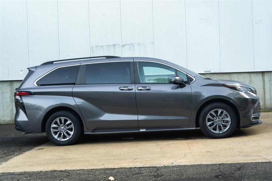 2022 Toyota Sienna XLE, available for sale in Woodside, New York | Drive Central. Woodside, New York 2022 Toyota Sienna XLE, available for sale in Woodside, New York | Drive Central. Woodside, New York