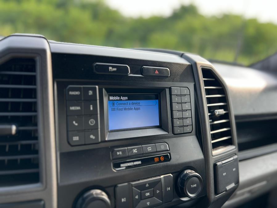 2022 Ford Super Duty F-250 SRW XLT 4WD Reg Cab 8'' Box Ranch Head Grill Guard, available for sale in Paterson, New Jersey | Speedway Commercial Motors LLC. Paterson, New Jersey 2022 Ford Super Duty F-250 SRW XLT 4WD Reg Cab 8'' Box Ranch Head Grill Guard, available for sale in Paterson, New Jersey | Speedway Commercial Motors LLC. Paterson, New Jersey