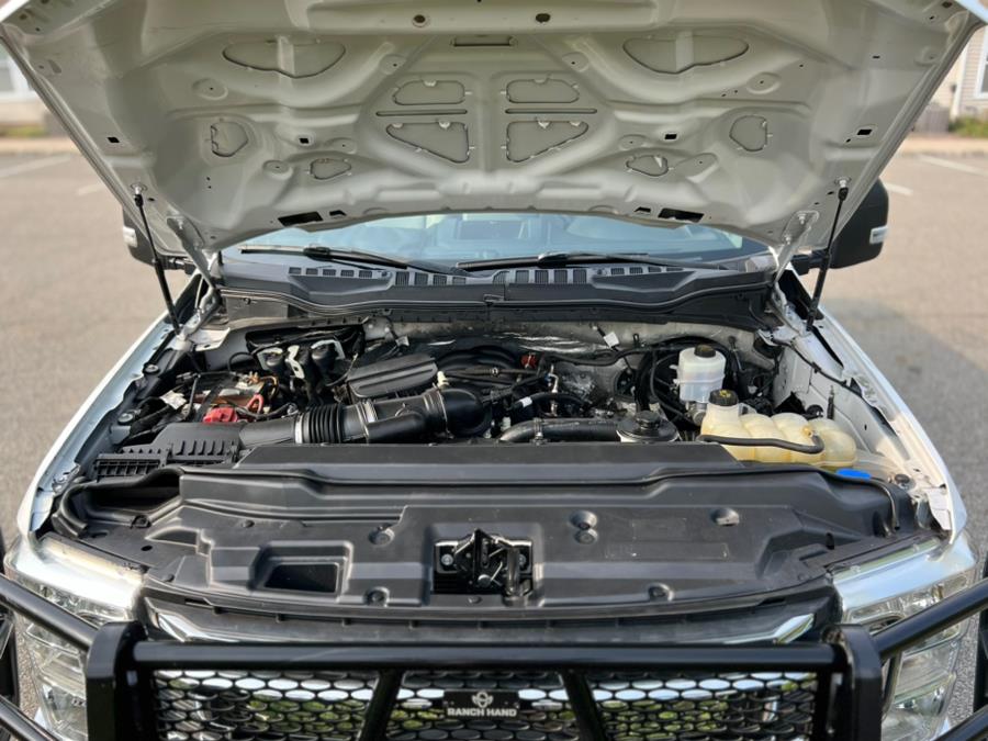 2022 Ford Super Duty F-250 SRW XLT 4WD Reg Cab 8'' Box Ranch Head Grill Guard, available for sale in Paterson, New Jersey | Speedway Commercial Motors LLC. Paterson, New Jersey 2022 Ford Super Duty F-250 SRW XLT 4WD Reg Cab 8'' Box Ranch Head Grill Guard, available for sale in Paterson, New Jersey | Speedway Commercial Motors LLC. Paterson, New Jersey