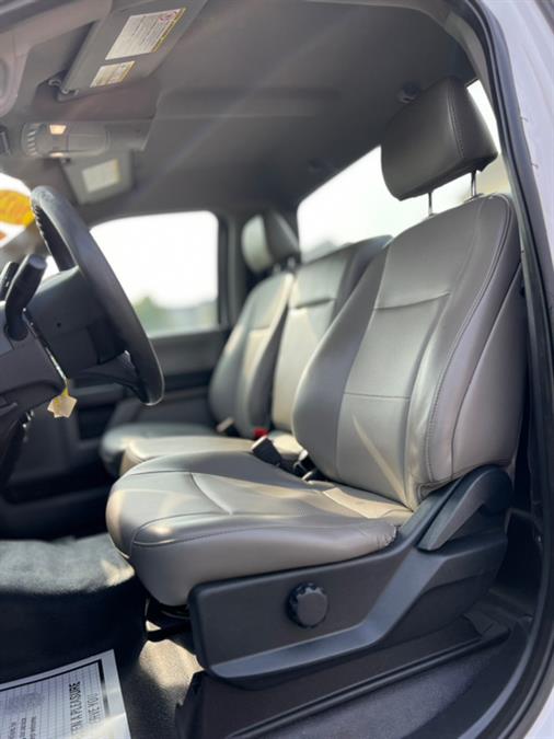 2022 Ford Super Duty F-250 SRW XLT 4WD Reg Cab 8'' Box Ranch Head Grill Guard, available for sale in Paterson, New Jersey | Speedway Motors LLC. Paterson, New Jersey 2022 Ford Super Duty F-250 SRW XLT 4WD Reg Cab 8'' Box Ranch Head Grill Guard, available for sale in Paterson, New Jersey | Speedway Motors LLC. Paterson, New Jersey