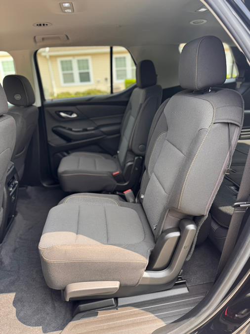 2020 Chevrolet Traverse AWD 4dr LT Cloth w/1LT, available for sale in Paterson, New Jersey | Speedway Motors LLC. Paterson, New Jersey 2020 Chevrolet Traverse AWD 4dr LT Cloth w/1LT, available for sale in Paterson, New Jersey | Speedway Motors LLC. Paterson, New Jersey