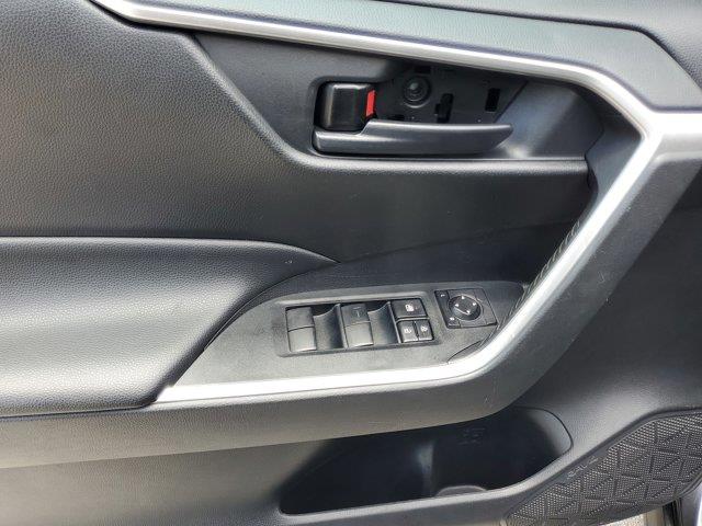 2021 Toyota Rav4 LE, available for sale in Fort Lauderdale, Florida | CarLux Fort Lauderdale. Fort Lauderdale, Florida 2021 Toyota Rav4 LE, available for sale in Fort Lauderdale, Florida | CarLux Fort Lauderdale. Fort Lauderdale, Florida