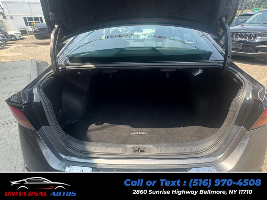 2022 Nissan Altima 2.5 SV Sedan, available for sale in Bellmore, New York | Universal Autos. Bellmore, New York 2022 Nissan Altima 2.5 SV Sedan, available for sale in Bellmore, New York | Universal Autos. Bellmore, New York