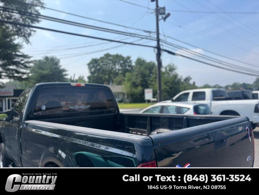 2004 Ford Super Duty F-250 Reg Cab 137" XLT 4WD, available for sale in Toms River, New Jersey | Country Motors. Toms River, New Jersey 2004 Ford Super Duty F-250 Reg Cab 137" XLT 4WD, available for sale in Toms River, New Jersey | Country Motors. Toms River, New Jersey