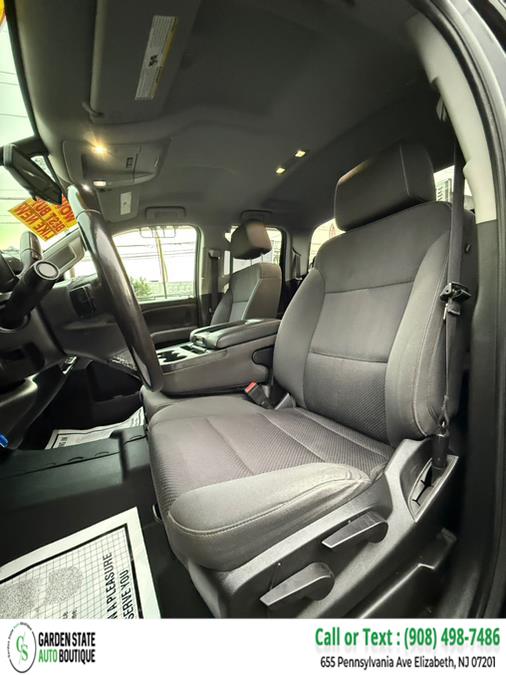 2018 Chevrolet Silverado 1500 4WD Double Cab 143.5" LT w/2LT, available for sale in Elizabeth, New Jersey | Garden State Auto Boutique. Elizabeth, New Jersey 2018 Chevrolet Silverado 1500 4WD Double Cab 143.5" LT w/2LT, available for sale in Elizabeth, New Jersey | Garden State Auto Boutique. Elizabeth, New Jersey