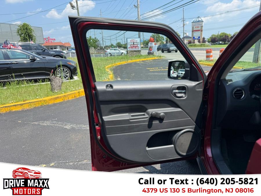 2012 Jeep Patriot 4WD 4dr Sport, available for sale in Burlington, New Jersey | Drive Maxx Motors. Burlington, New Jersey 2012 Jeep Patriot 4WD 4dr Sport, available for sale in Burlington, New Jersey | Drive Maxx Motors. Burlington, New Jersey
