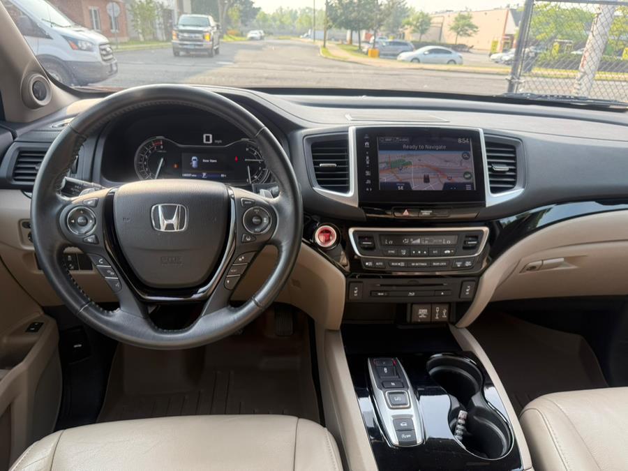 2017 Honda Pilot Touring AWD, available for sale in Hartford, Connecticut | VEB Auto Sales. Hartford, Connecticut 2017 Honda Pilot Touring AWD, available for sale in Hartford, Connecticut | VEB Auto Sales. Hartford, Connecticut