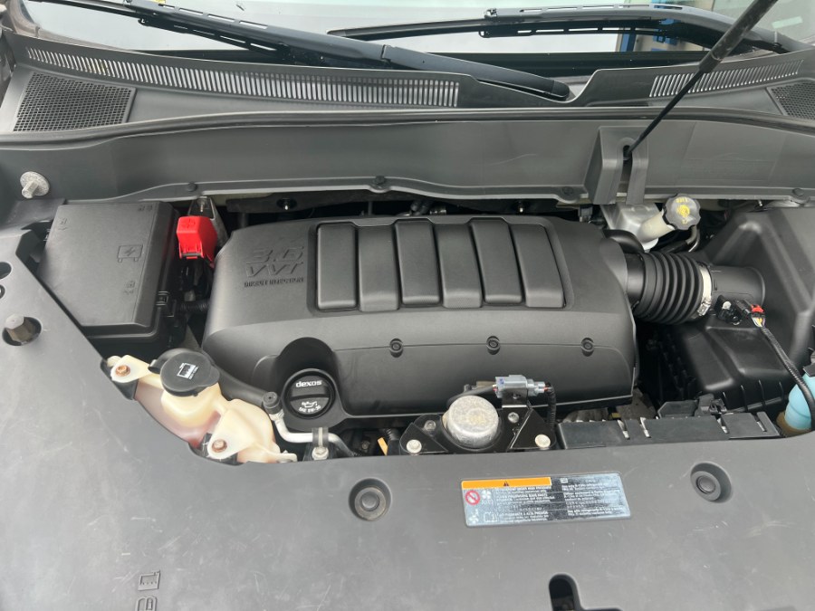 2015 GMC Acadia AWD 4dr SLE w/SLE-2, available for sale in Bristol, Connecticut | Bristol Auto Center LLC. Bristol, Connecticut 2015 GMC Acadia AWD 4dr SLE w/SLE-2, available for sale in Bristol, Connecticut | Bristol Auto Center LLC. Bristol, Connecticut
